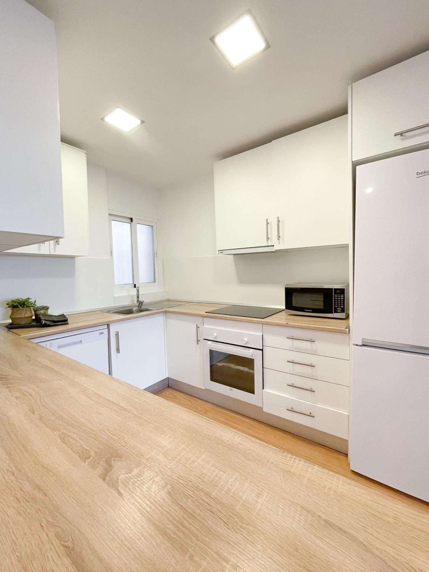 Moderno Apartamento Plz De La Merced Málaga Exteriör bild